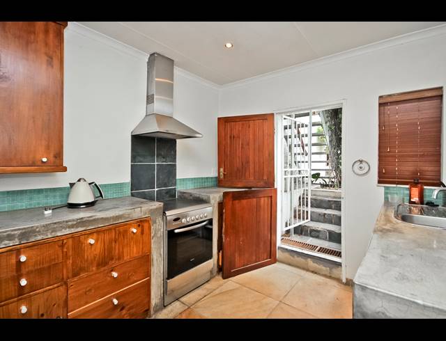 5 BEDROOM HOUSE FOR SALE IN RIVONIA